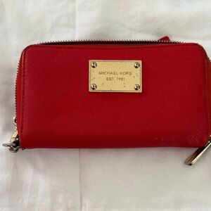 Michael Kors Scarlet Zip-Around Wallet